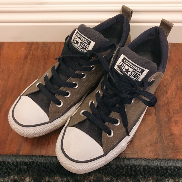 Gray & Navy Blue Converse - Picture 2 of 2